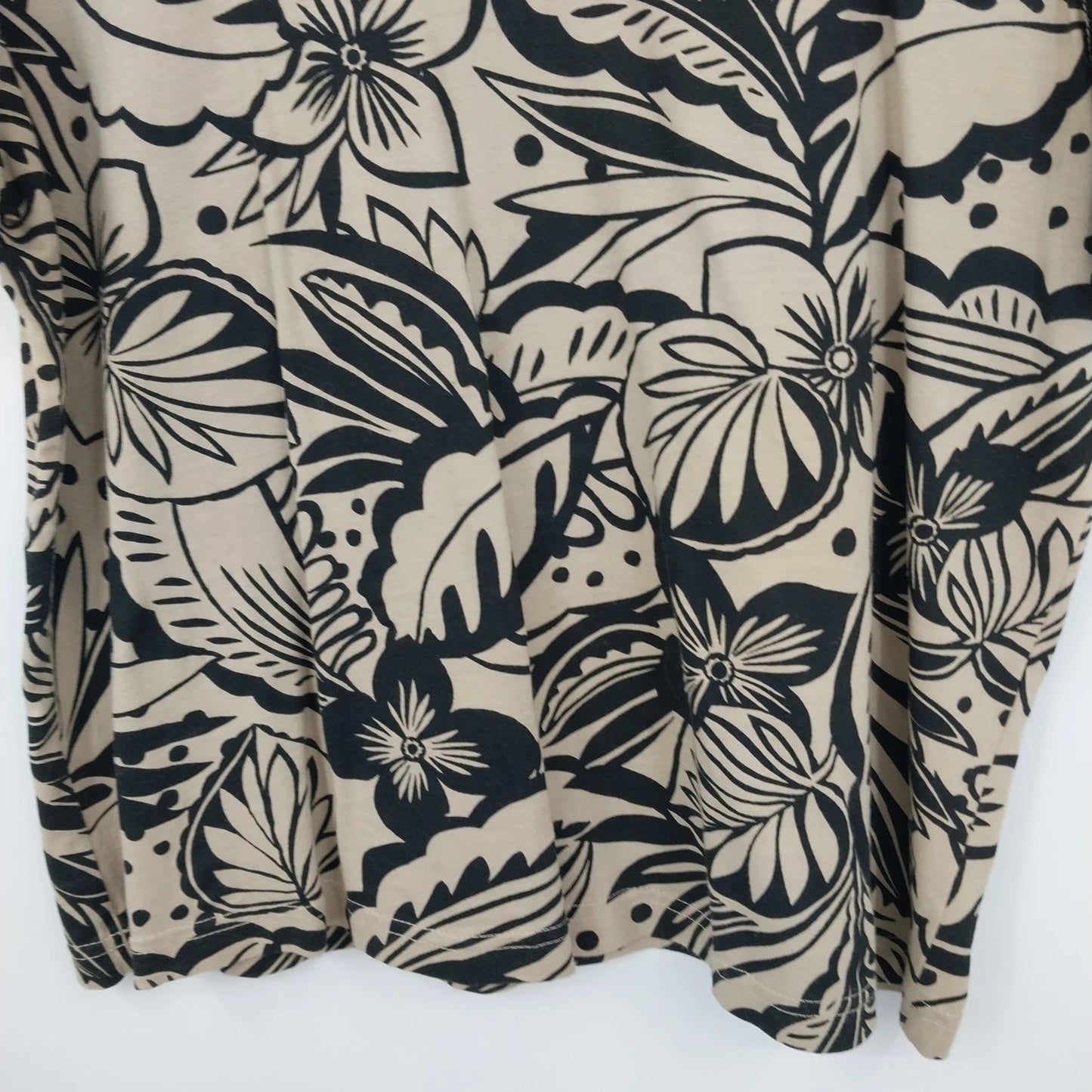 Hot Cotton Women's M Jacket Open Front & Blouse Beige Black 2 Piece Set Floral