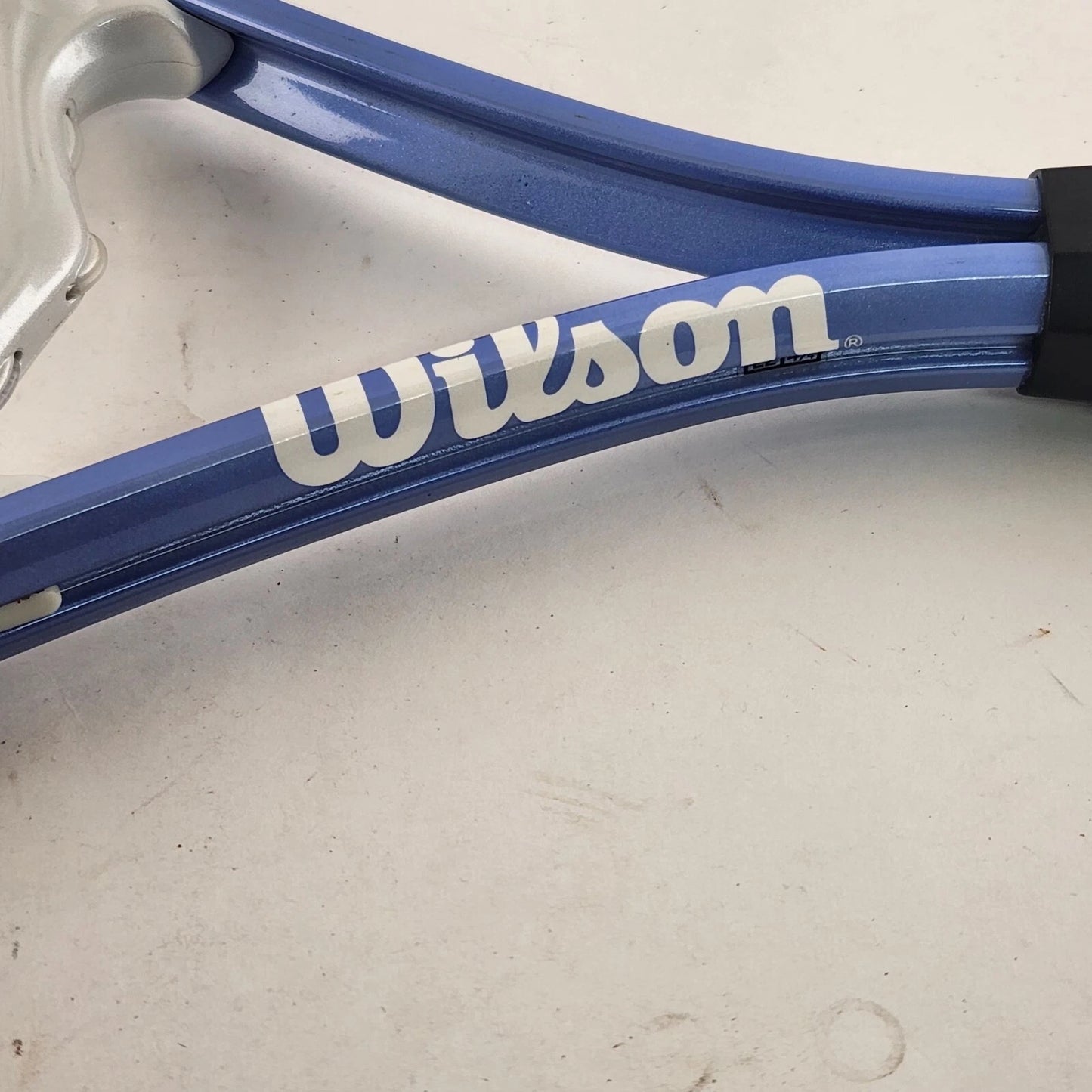 Wilson Triumph V-Matrix Tennis Racket Stop Shock Sleeves Blue L2 4 1/4