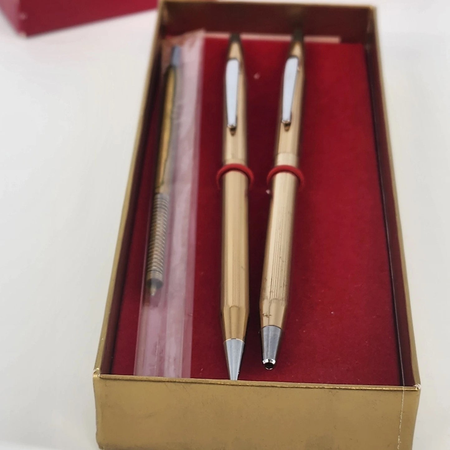 Avon President’s Club Bradley Astropoint Pen & Pencil Set Gold Tone with Box