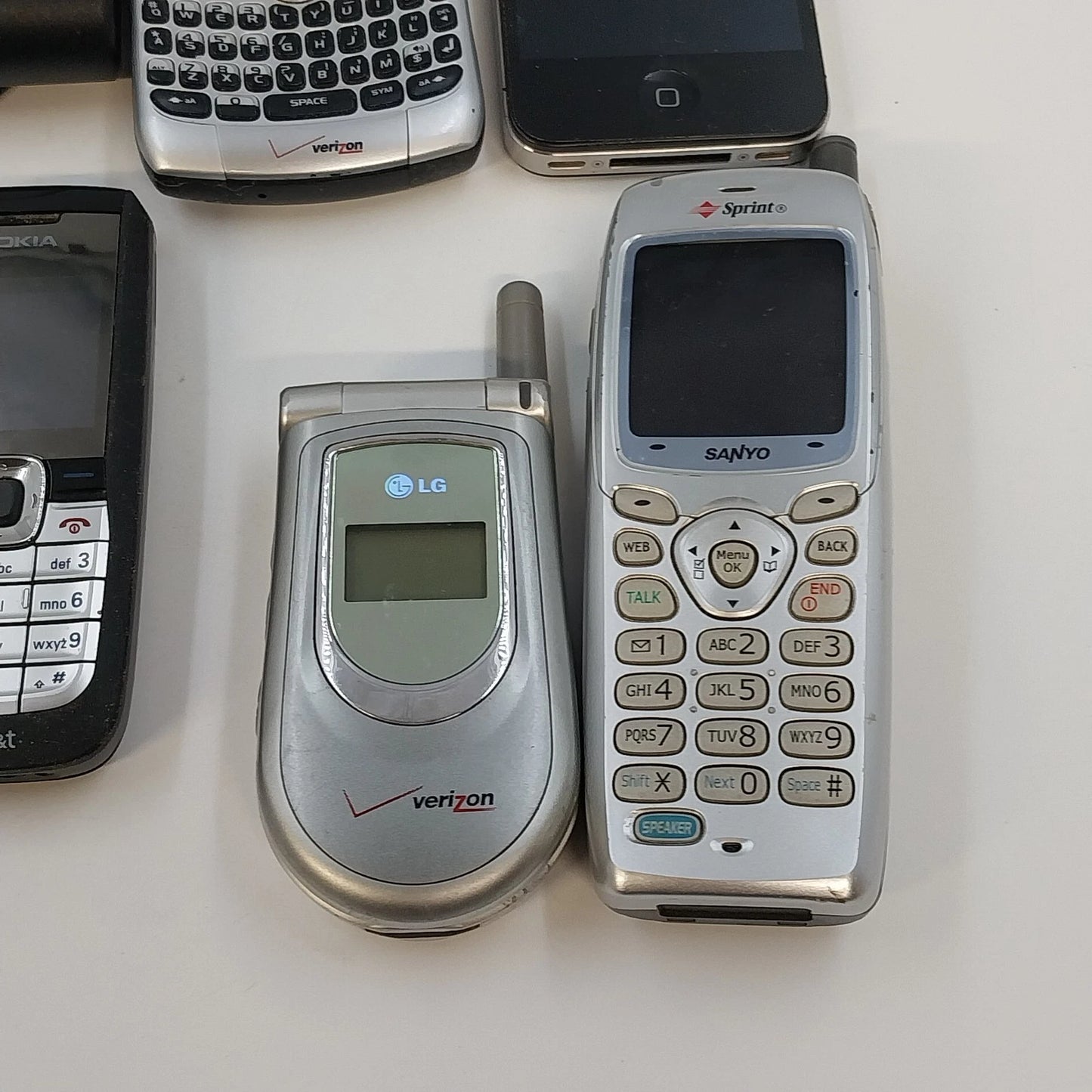Apple Nokia BlackBerry LG Sanyo 6 Cell Phone Lot Parts Repair Chargers Vintage