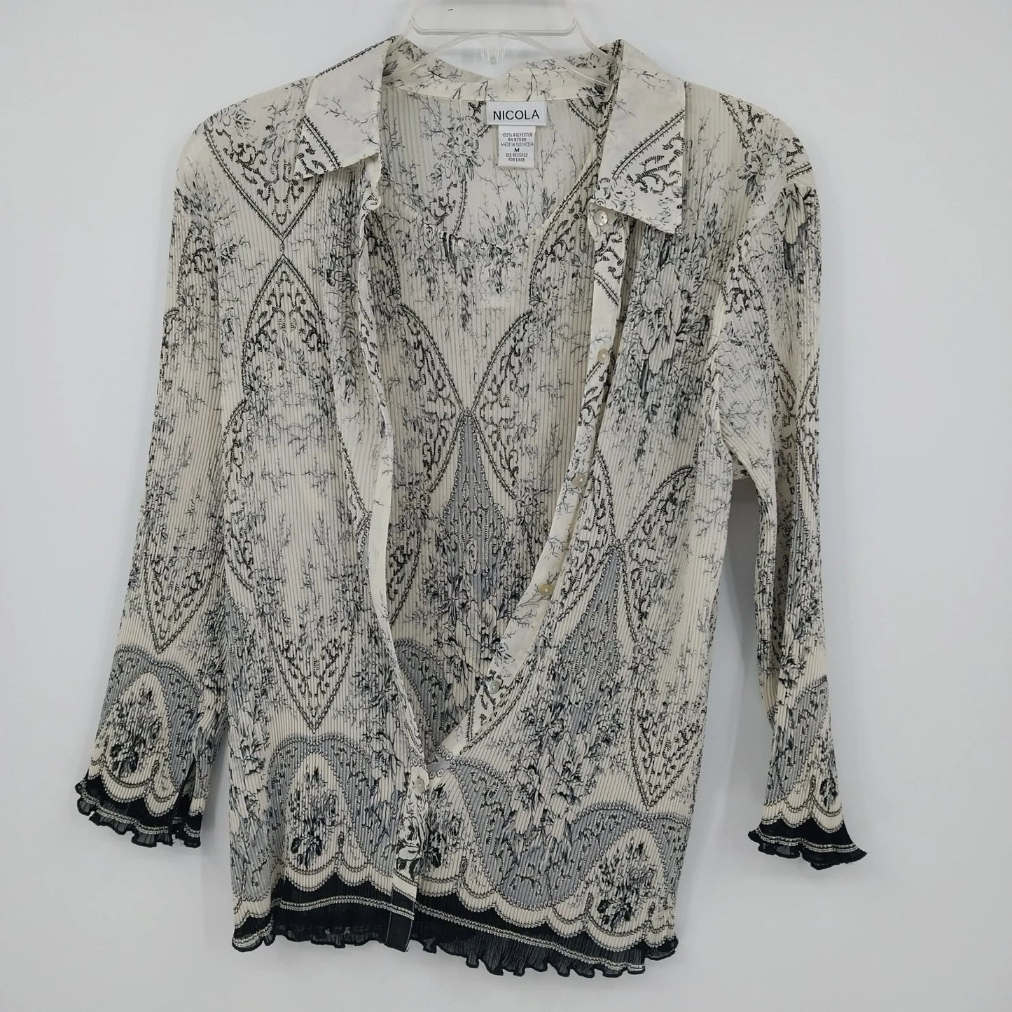 Nicola Paisley Pleated Blouse Black White Button Front 3/4 Sleeve Medium