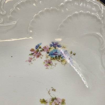 White Serving Vegetable Bowl w Blue Flower Floral Gold Scalloped Edge Embossed