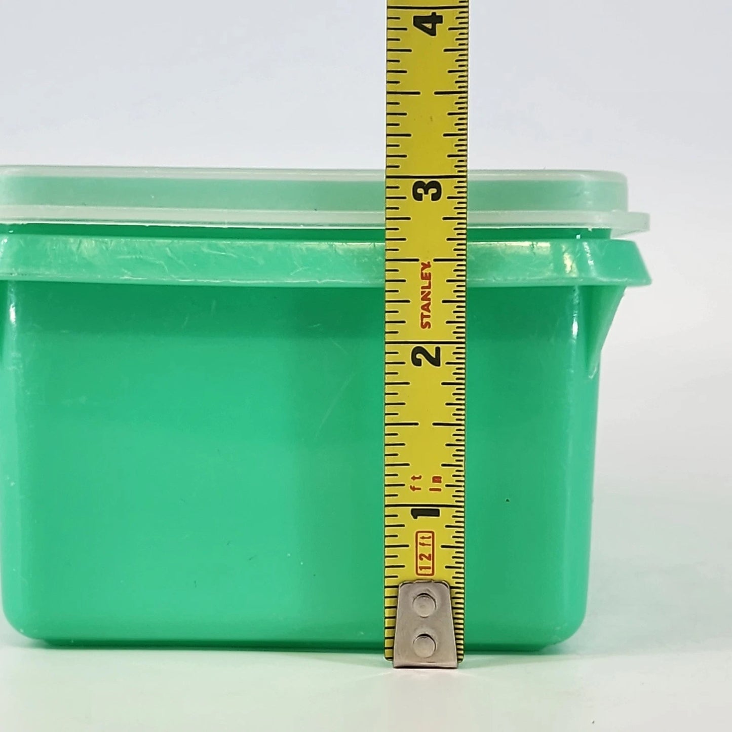 Tupperware 892 3 Jadeite Green Celery Keeper Container Vintage