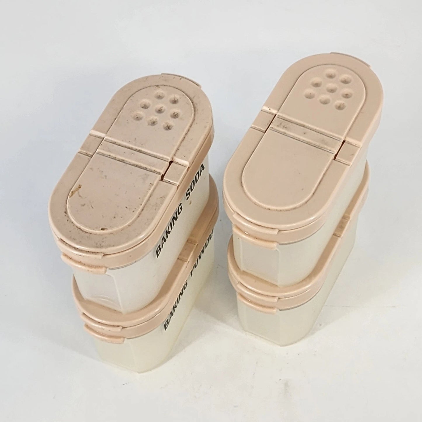 4 Tupperware 1843-23 Modular Mates Spice Containers Storage Beige Lids Vintage