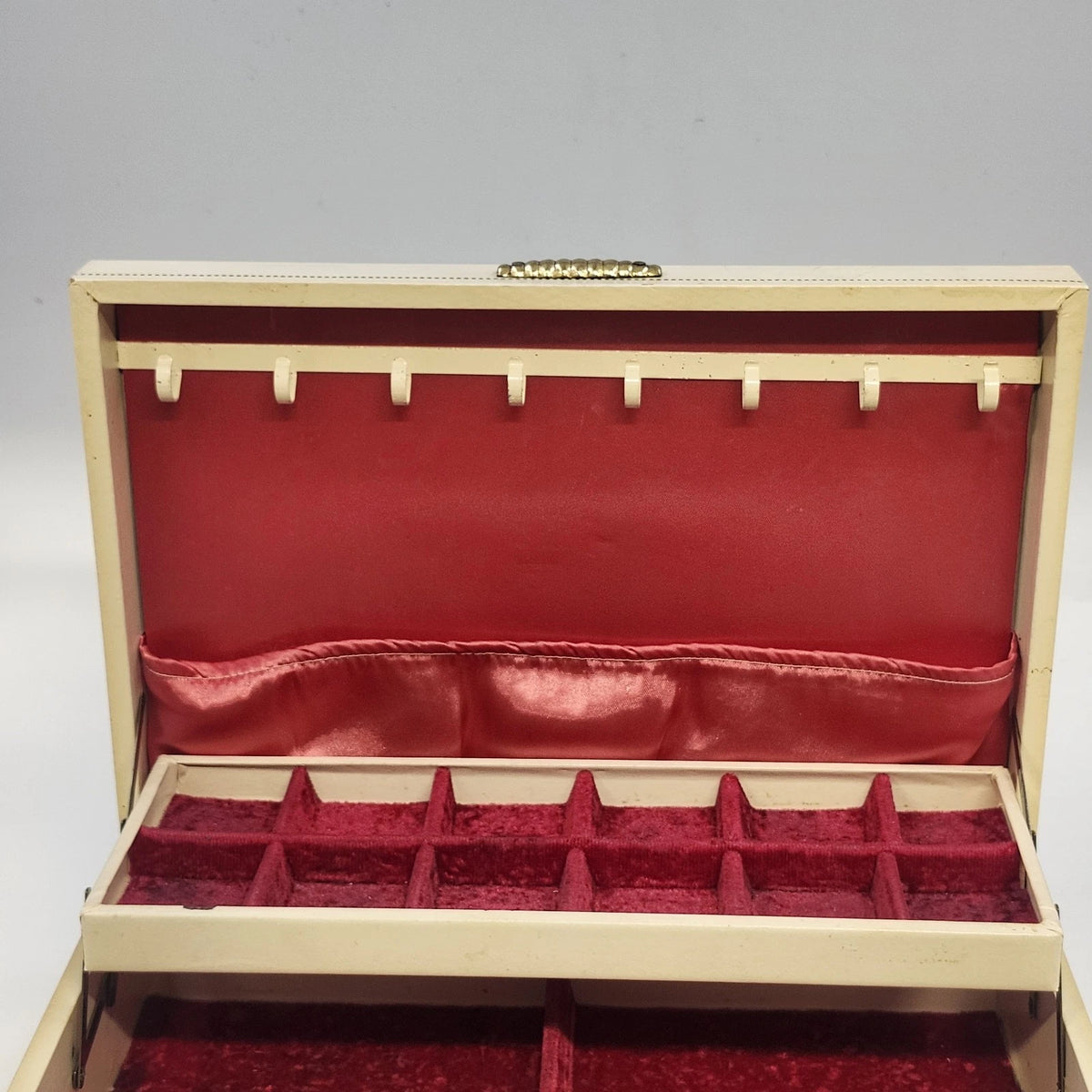 Jewelry Trinket Box Cream Gold Filigree Red Velvet Satin Lift Out Tray 12.5" Vtg