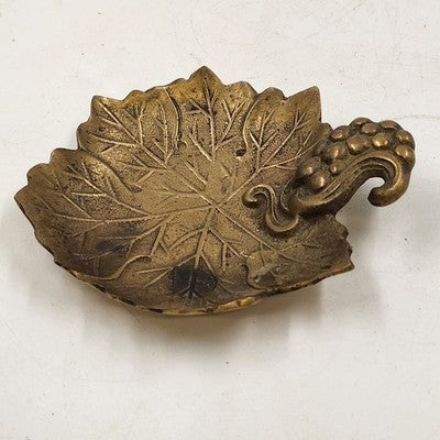 Brass Leaf Tray Trinket Dish The Vine 380 Colonial Virginia Hampton VA Korea