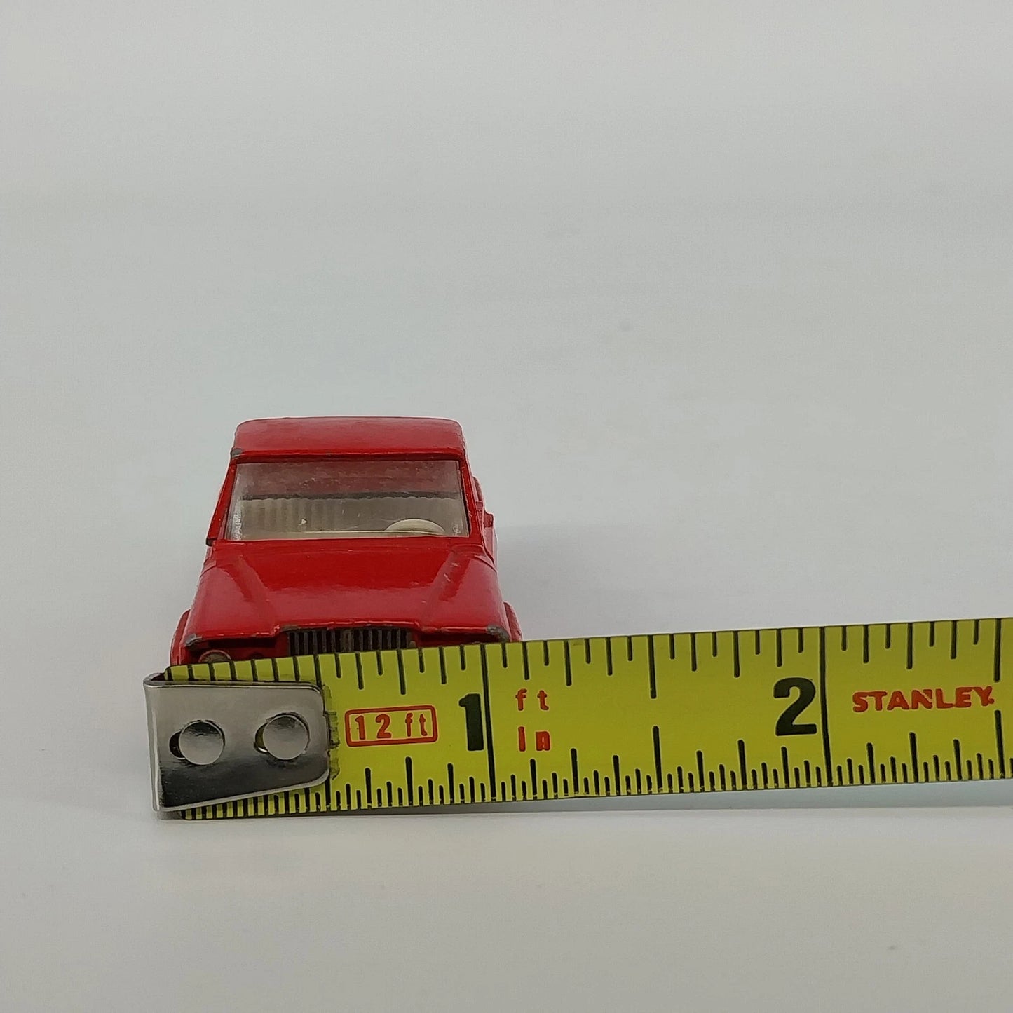 Lesney Matchbox No. 71 Jeep Gladiator Pickup Red Diecast Truck England Vtg 1964