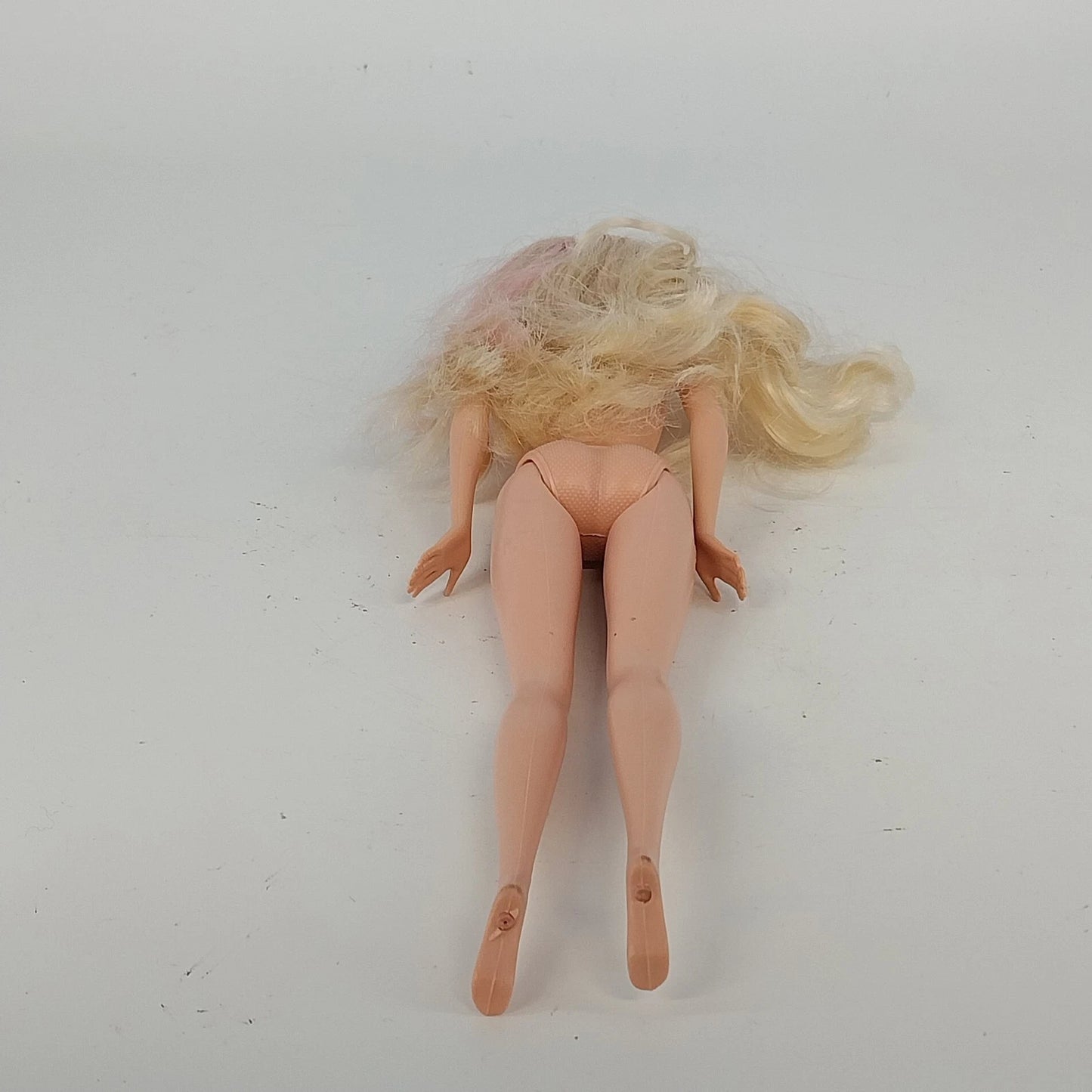 Barbie Doll Mattel 1998 Head 1999 Body Blonde Pink Streaks Bendable Knees Vtg