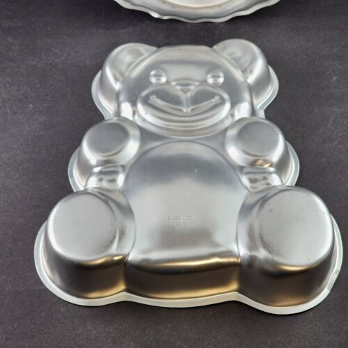 2 Wilton Cake Pans 1982 Teddy Bear 502-3754 and 2002 Sesame Workshop 2105-3461