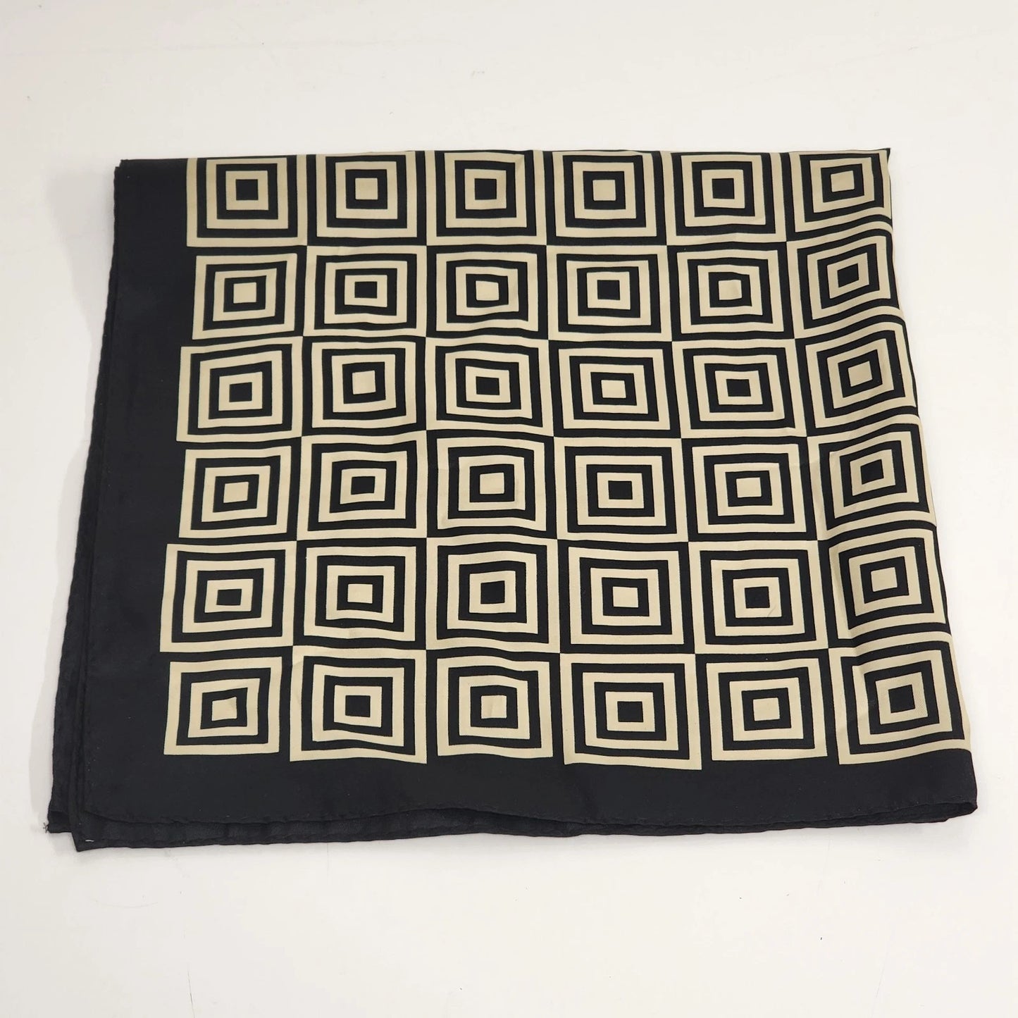 Totes Square Scarf Black Beige Geometric Print 27" Polyester Shawl Wrap China