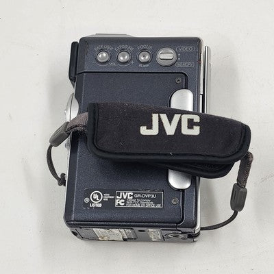 JVC GR-DVP3U MiniDV Camcorder Digital Video Camera w Battery & AA-V100 Charger