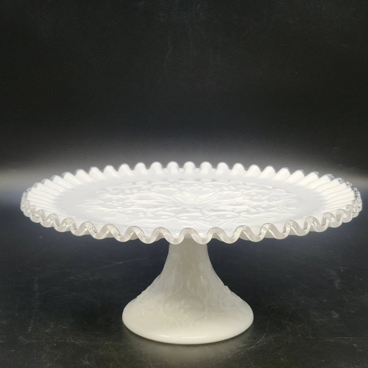 Fenton Silver Crest Spanish Lace Milk Glass Pedestal Cake Stand 11" Vintage