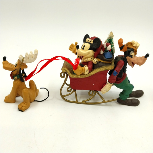 Midwest of Cannon Falls Santa Mickey Goofy Pluto Sleigh Disney Christmas Display