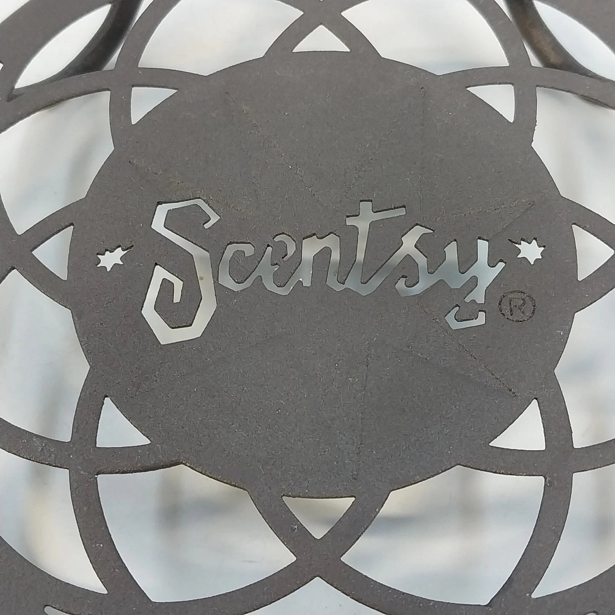 Scentsy Round Warmer Stand Oil-Rubbed Bronze Metal Trivet Pedestal 5"