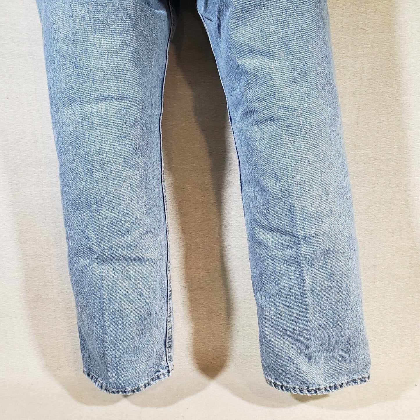 Levi's 550 Relaxed Tapered Blue Jeans Mens 38x30 Medium Wash Denim