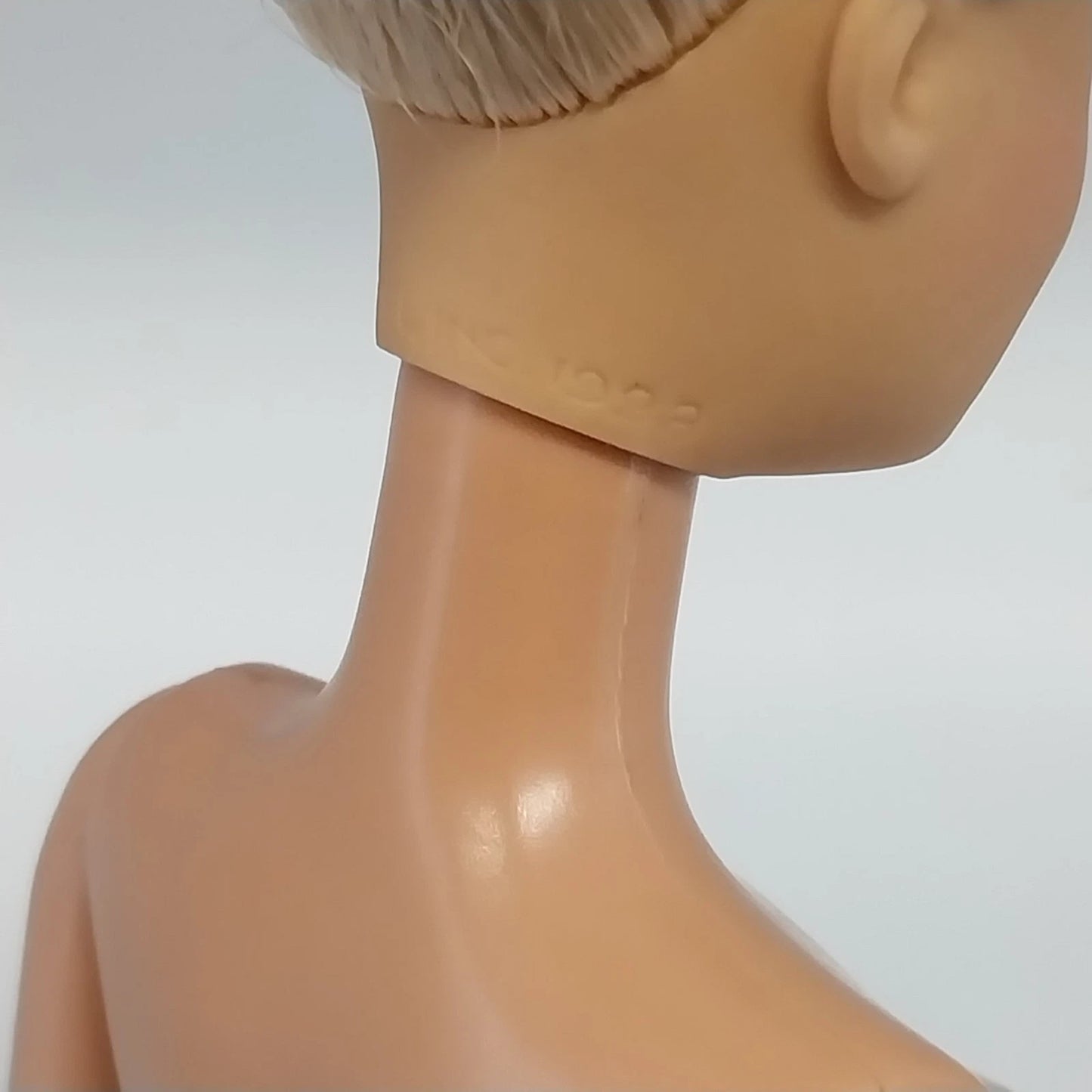 Mattel Barbie Doll Heart Tattoo Blonde Bendable Knees Nude 1998 Head 1999 Body
