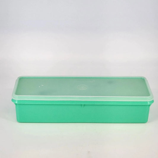 Tupperware 892-3 Jadeite Green Celery Keeper Produce Container with Lid Vintage