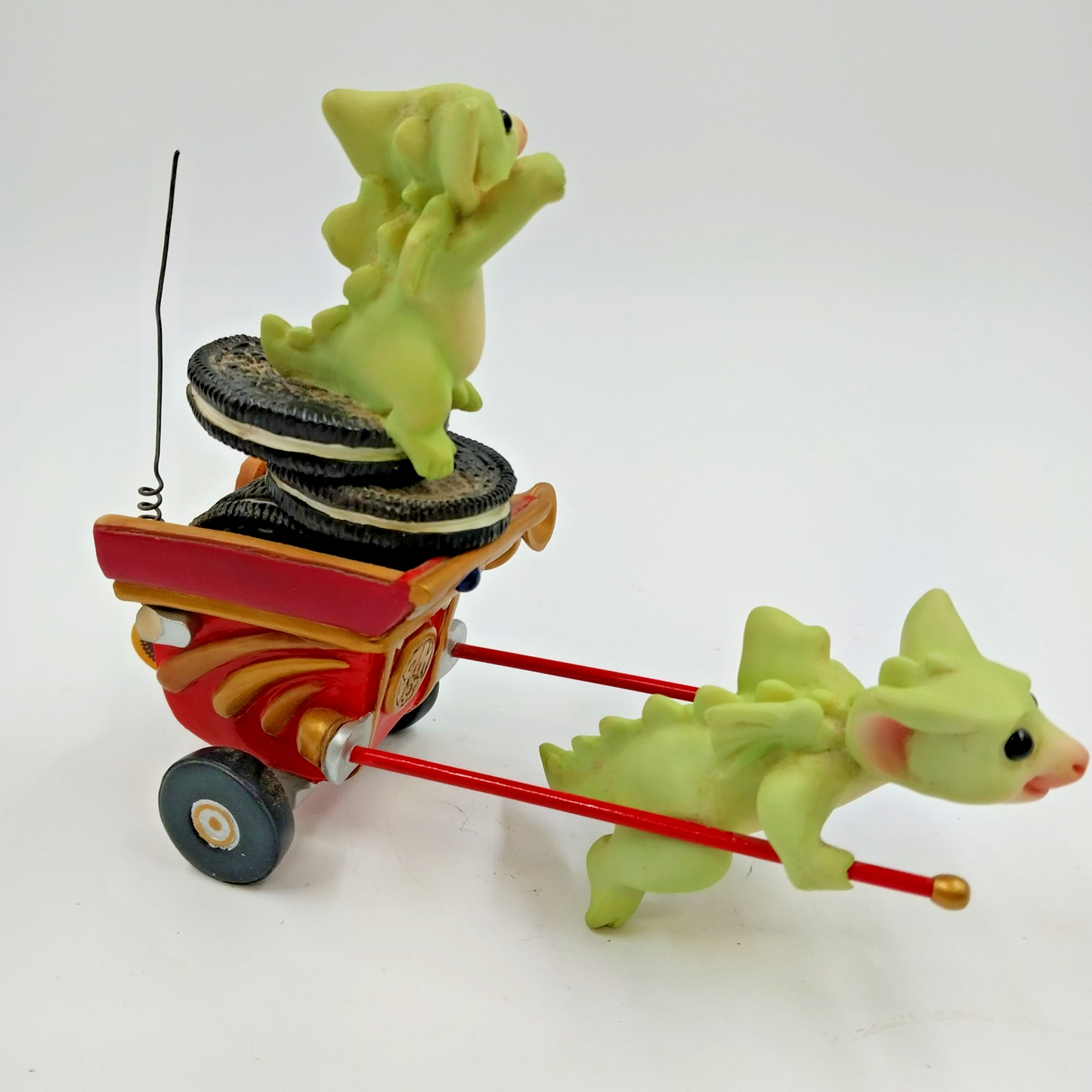 Go Go Getaway Cart Stealing Oreo Pocket Dragons Real Musgrave
