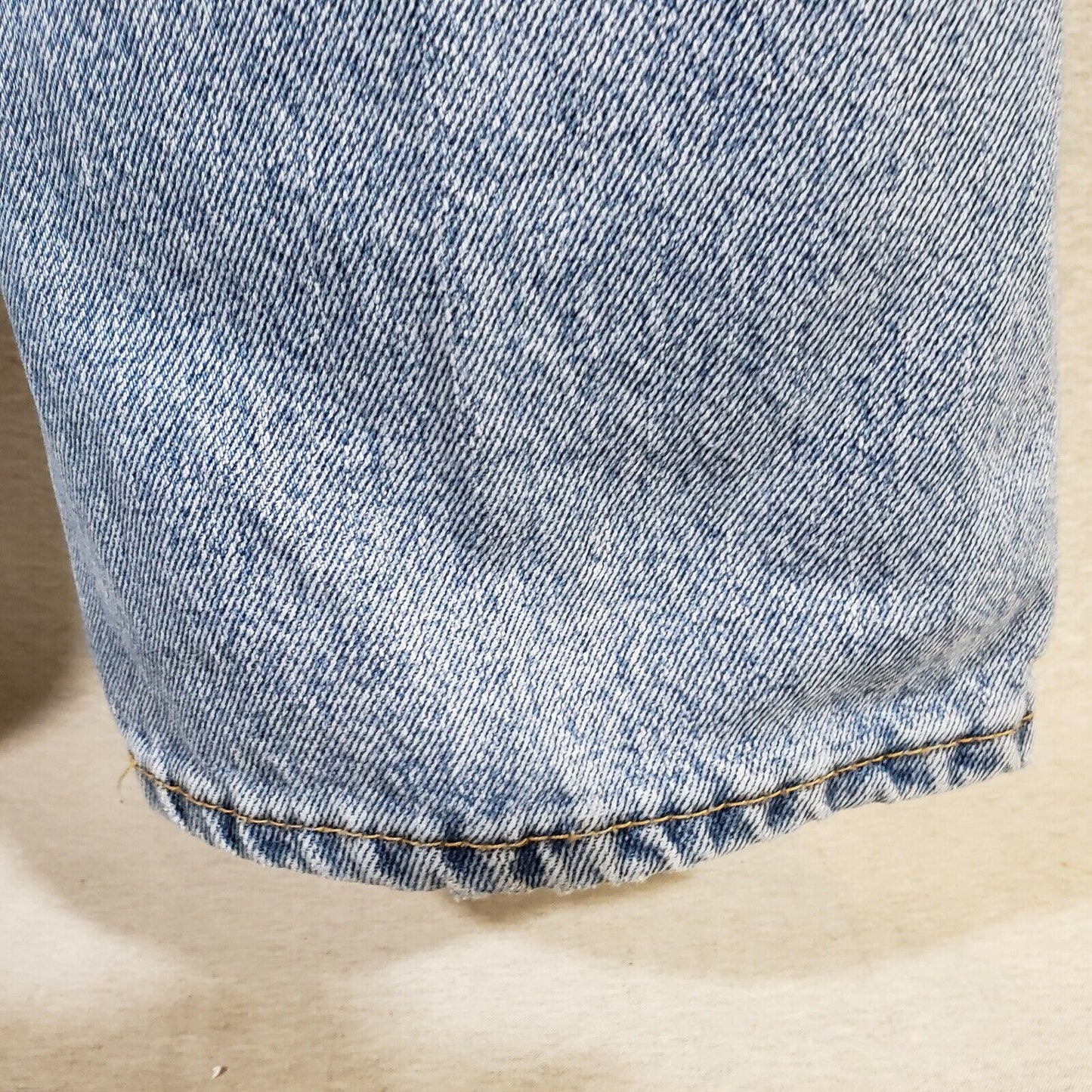 Levi's 550 Relaxed Tapered Blue Jeans Mens 38x30 Medium Wash Denim