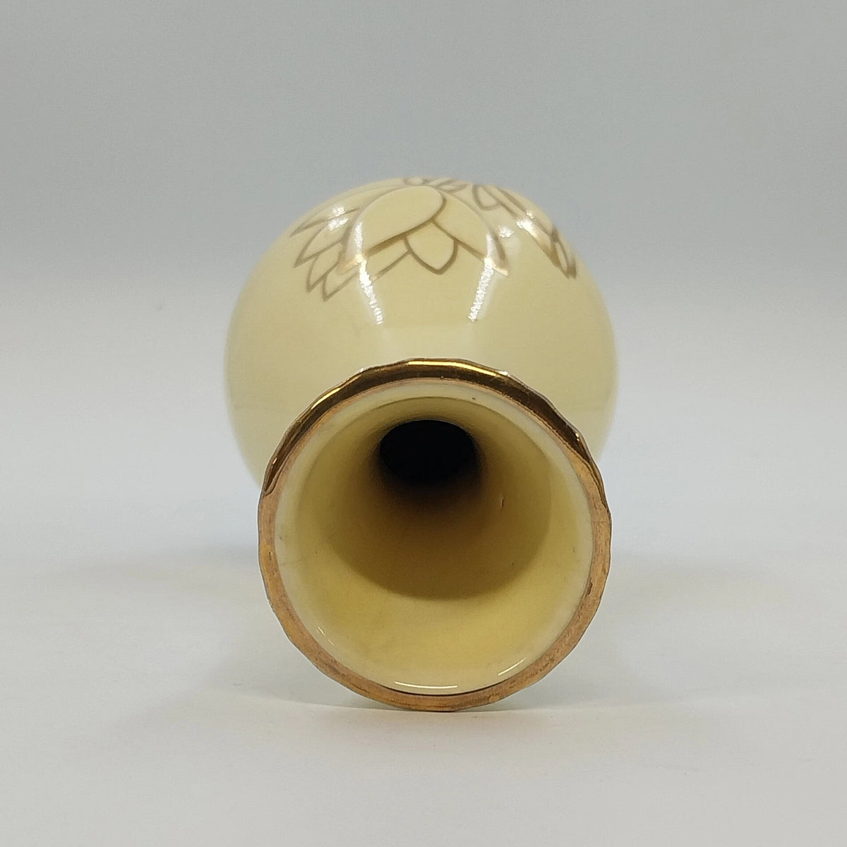 Golden Ware Bud Vase 22K Gold Lotus Floral Yellow Ceramic 9" Vtg Fluted Crazed