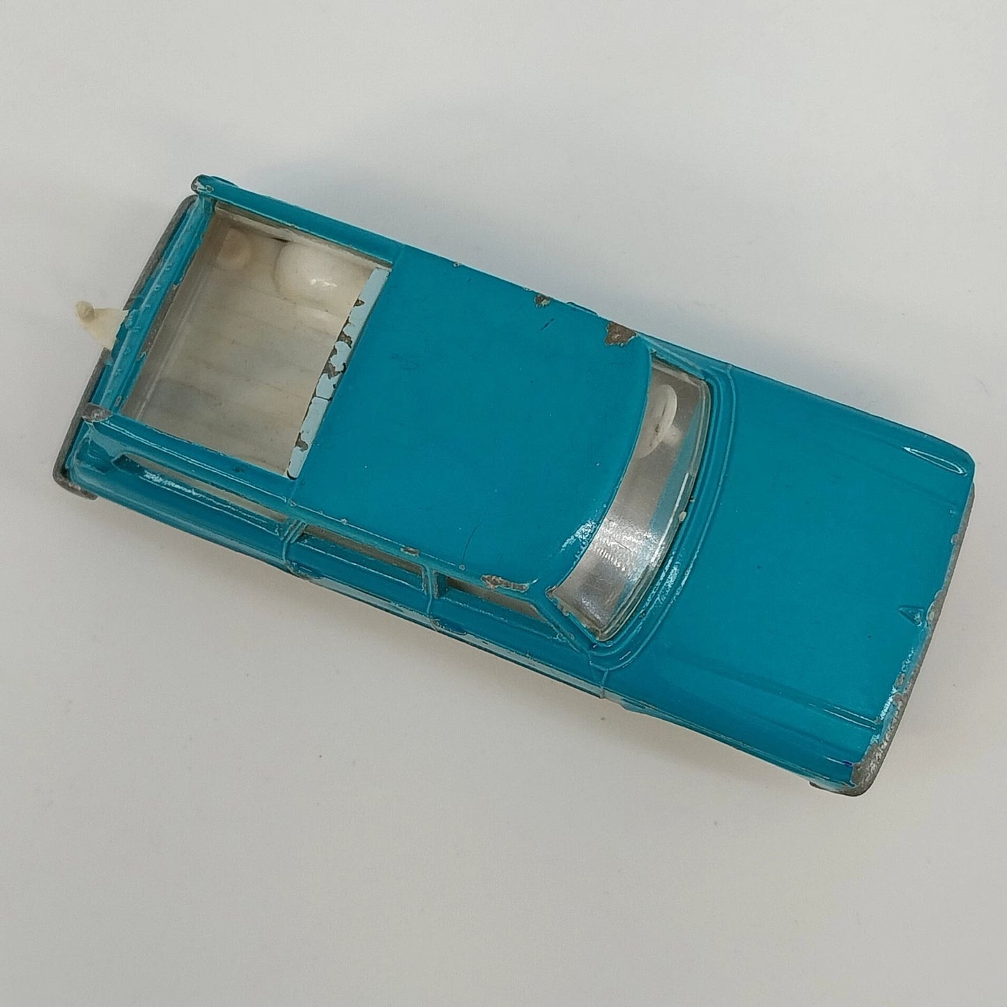 Lesney Matchbox Diecast No. 42 Studebaker Lark Wagonaire Blue Wagon England Vtg