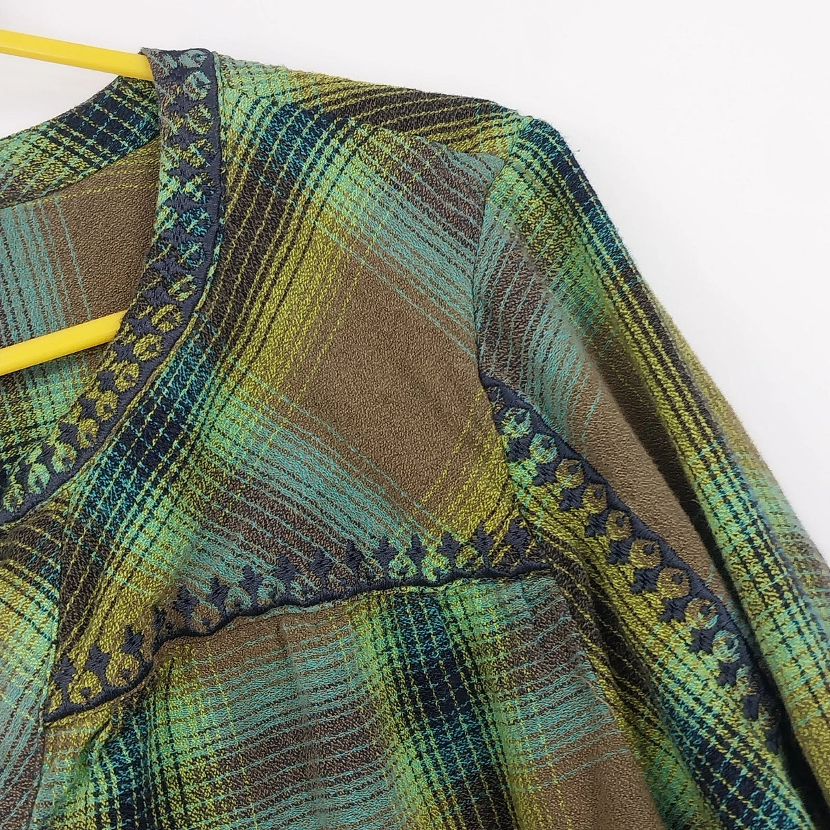 J.Jill Plaid Embroidered Popover Shirt Green Women's Medium Petite Long Sleeve