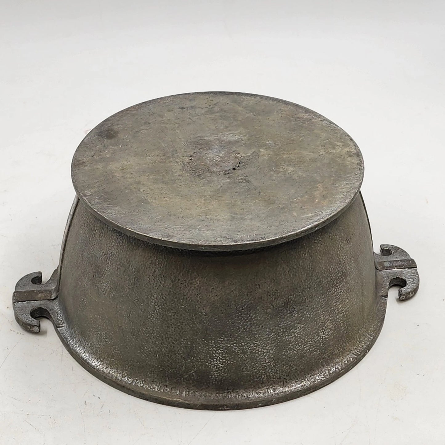 Guardian Service Cast Aluminum Casserole 9.5" Round Pot Glass Lid Handles 1940's