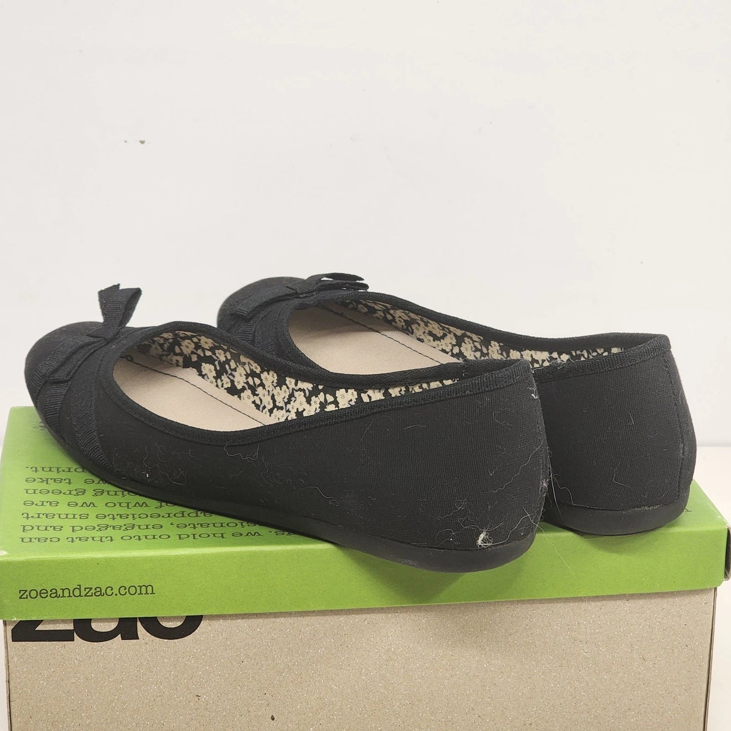 Zoe & Zac Ballet Flats Black Canvas Bow Slip On Comfort Shoes Women’s 8.5
