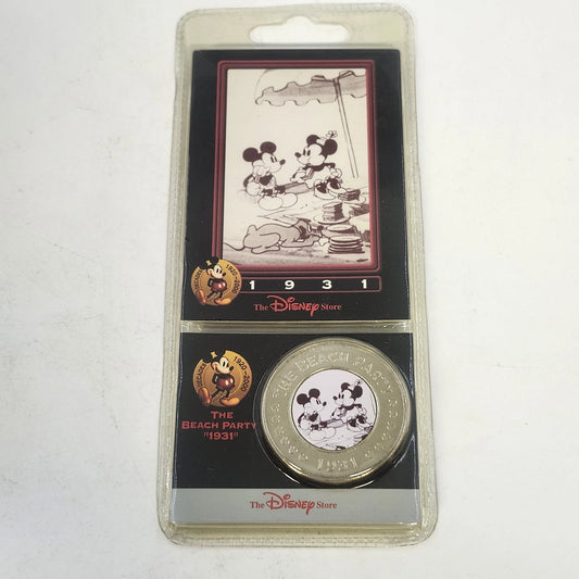 Disney Store Decades Coin #17 The Beach Party 1931 Mickey Minnie Sealed China